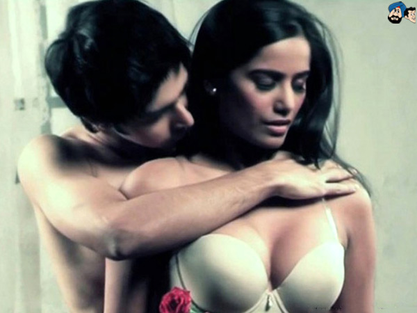 Poonam Pandey 