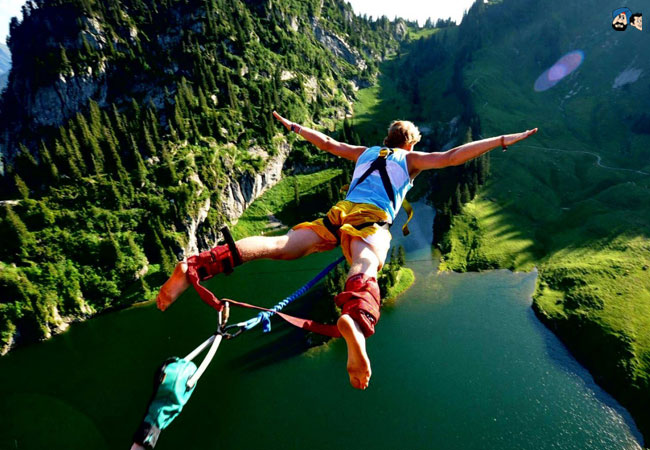 Bungee Jumping