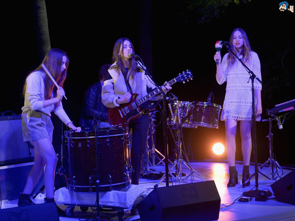 Haim sisters