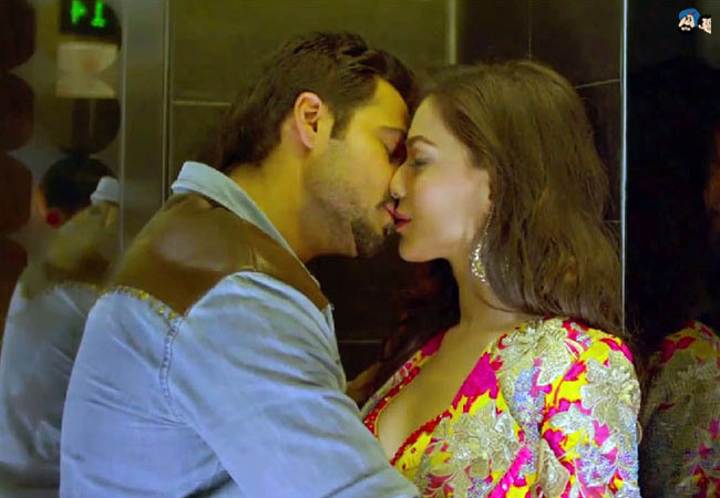 Kiss Scene
