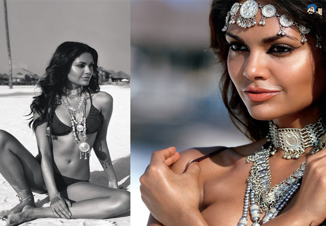 Kingfisher Swimsuit Calendar