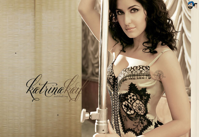 The Oomph Machine (Tees Mar Khan/Agnipath)