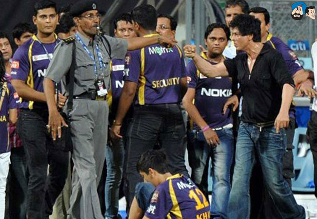 Shah Rukh Khan 'Korbo Lorbo'