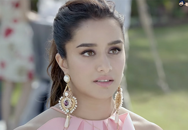 Minimalistic Indian look