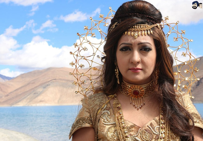 Season 5 - Juhi Parmar