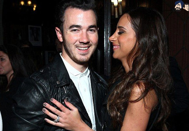 Kevin Jonas and Danielle Deleasa