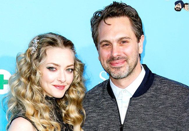 Amanda Seyfried and Thomas Sadoski