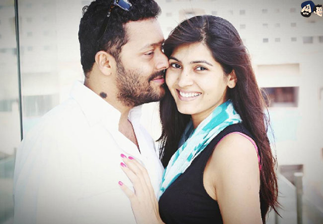 Sangeita Chauhan and Chirag Shah