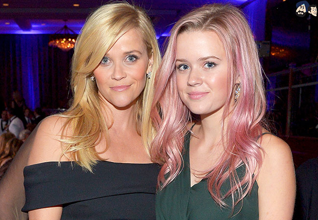 Reese Witherspoon and Ava Phillippe
