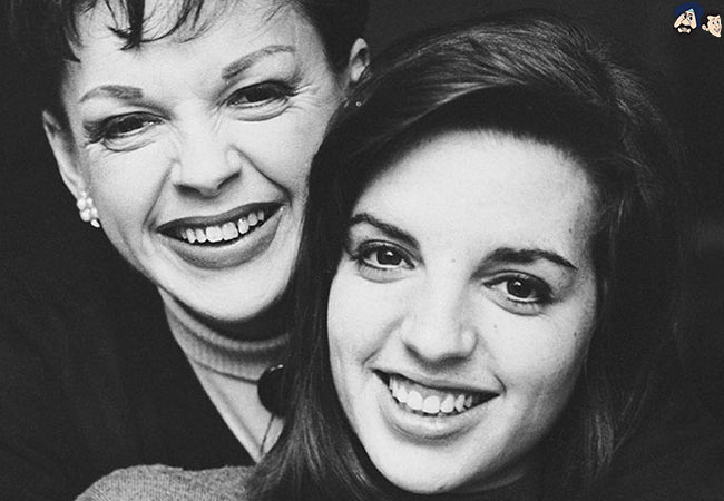 Liza Minnelli and Judy Garland