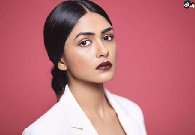 Mrunal Thakur
