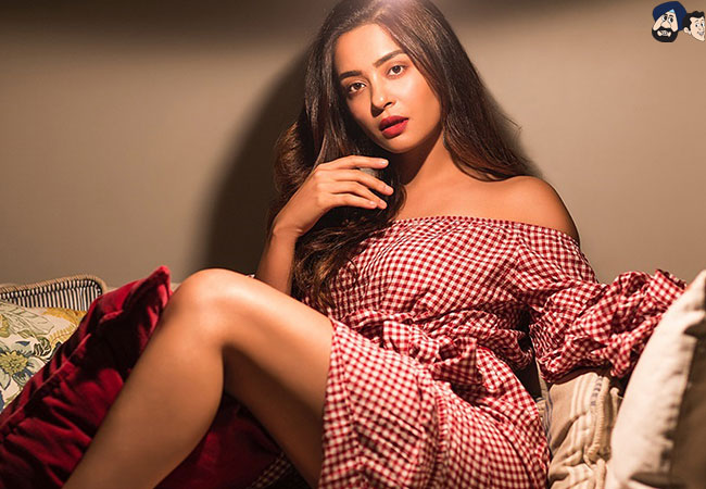 Surveen Chawla