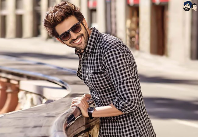 7. Kartik Aaryan