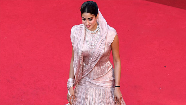 Janhvi Kapoor: Debut Delight in Pink Couture