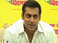 Salman Promotes VEER