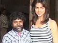 Deepika Meets Peepli's Natha