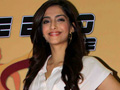 Sonam at SCMM 2012 Get Active Expo 