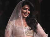 Chitrangda Walks the Ramp at AVIBFW