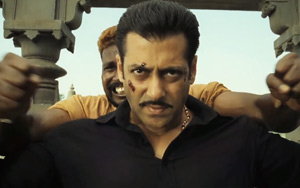 Promo of Dabangg 2<br>Director: Arbaaz Khan<br>Cast: Salman Khan, Sonakshi Sinha, Arbaaz Khan, Sonu Sood, Vinod Khanna, Prakash Raj, Deepak Dobriyal, Nikitin Dheer