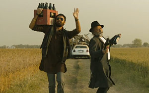 Promo of Matru Ki Bijlee Ka Mandola<br>Director: Vishal Bhardwaj<br>Cast: Imran Khan, Anushka Sharma, Pankaj Kapur, Shabana Azmi and Arya Babbar