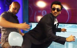 Ranbir and Tommy play the Balloon Game!