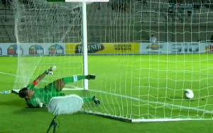 Goalkeeper Pulls off Amazing Double Save 