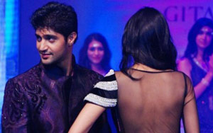 Tanuj Virwani and Neha Hinge Walk the Ramp