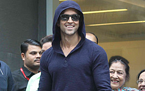 Hrithik Gets Discharged from Hospital