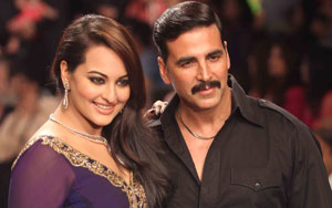 Akshay & Sonakshi at IIJW 2013