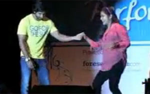 Shahid dances with students