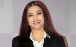 Aishwarya Unveils Stem Cell Banking