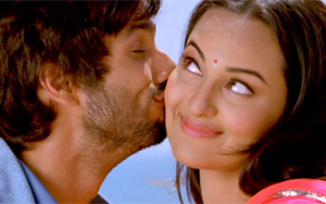 Saree Ke Fall Sa - 'R...Rajkumar'