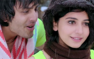 Love Me Thoda Aur - 'Yaariyan'