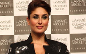 Kareena @ The Grand Finale of Lakme Fashion Week 2014