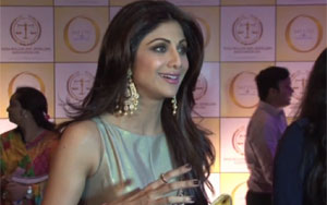 Shilpa Shetty Launches Jewellery Firm With Satyug Gold