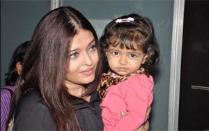 Aishwarya Rai Bachchan Leaves For Cannes With Aaradhya