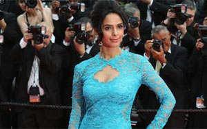 Mallika Sherawat @ Cannes 2014 Red Carpet