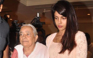 Priyanka Organizes Prayer Meet in Memory of Late Father