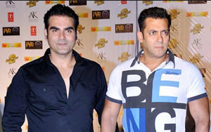 Arbaaz Chooses Rajkummar over Salman 