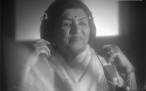 Rabba Mere Haal Da Mehram Tu - Lata Mangeshkar's Sufi Song