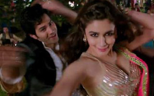 D Se Dance Song Review - 'Humpty Sharma Ki Dulhaniya'