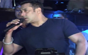 Salman Khan Gets ANGRY at the Song Launch