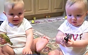 Twins mimic Daddy's Sneeze 