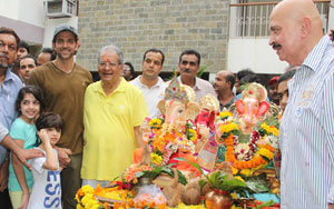 Hrithik Roshan - Ganesh Visarjan Celebration 