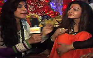 Rakhi Sawant Brings Ganesha Home