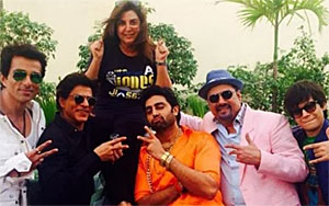 Shah Rukh Khan Wraps Up 'Happy New Year'