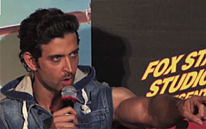 Hrithik Yells on a Media Reporter