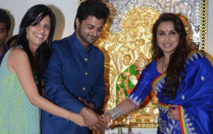 Rani Mukherjee @ An Art Exhibition