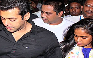 Salman's Expensive GIFT To Sister Arpita Khan