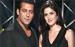 Katrina's Special Bang Bang Screening for Salman's Family